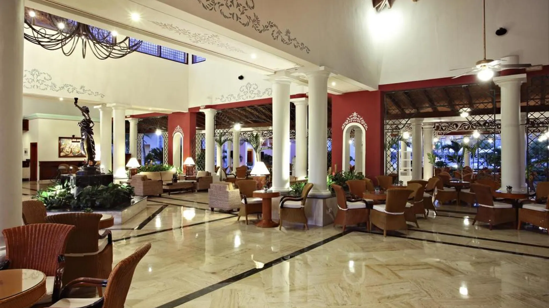 ***** Rezort Hotel Bahia Principe Grand Turquesa Punta Cana Dominikánská republika