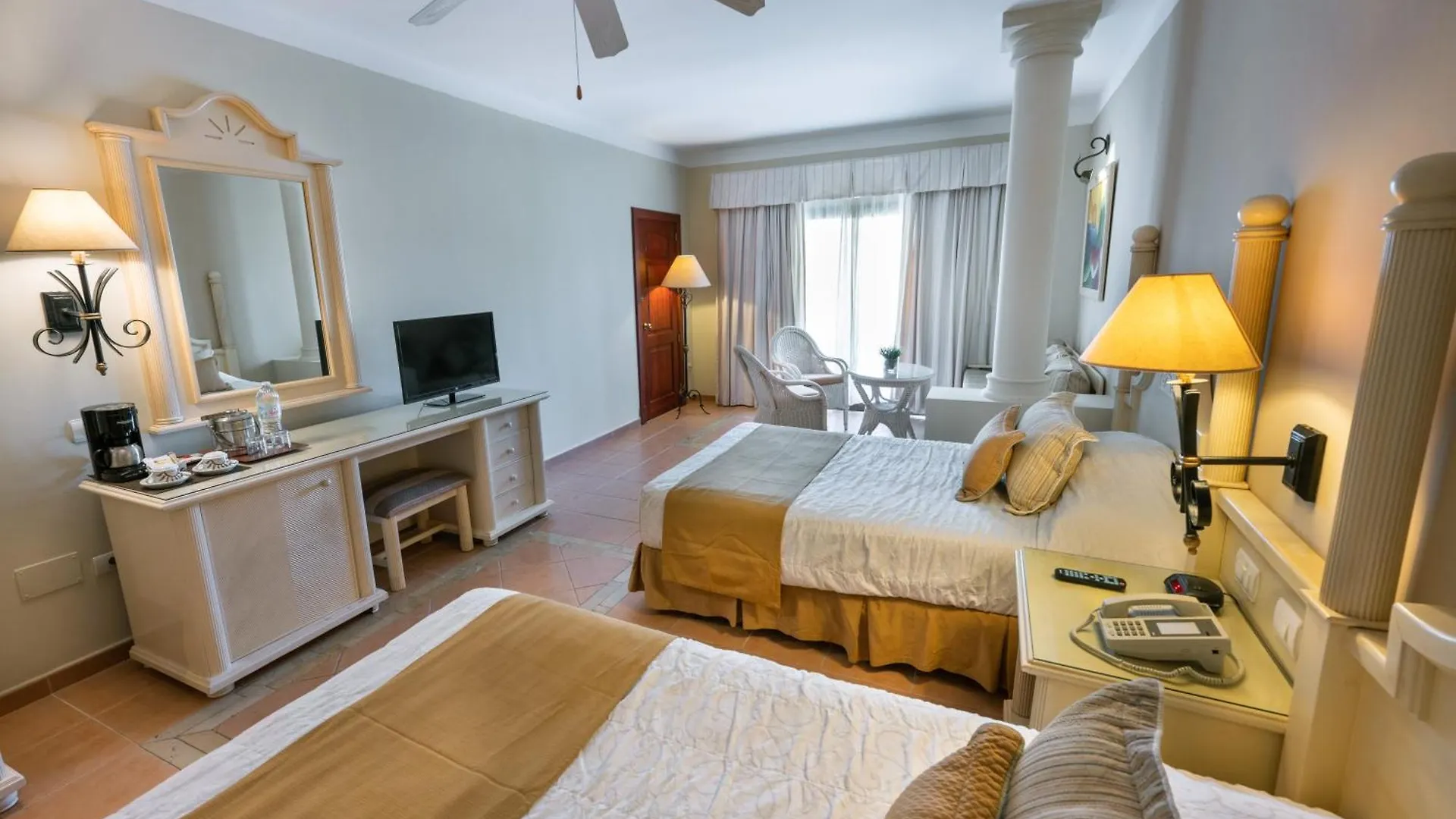 Hotel Bahia Principe Grand Turquesa Punta Cana